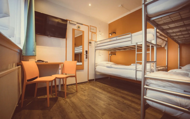 Hotel Tourist Inn
