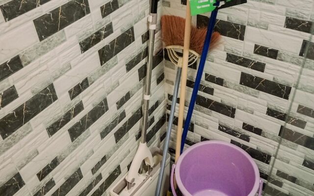 Simply Look Studio At Parkland Avenue Apartment