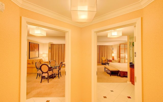 888 Two Bedroom Balcony Suite at Signature Condo Hotel