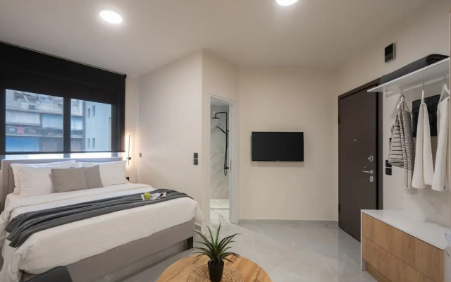 LIV - Prime Central Athens Studio S8-2a
