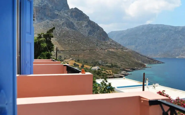 Skalia Mountain- Sea