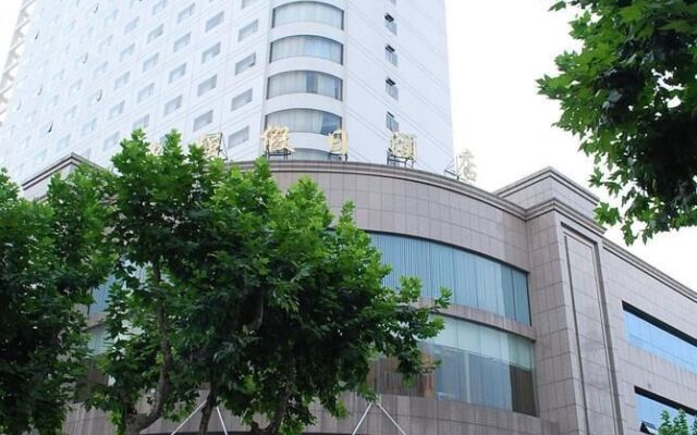 Manchester International Hotel (Hangzhou Qiushan Street Subway Station)