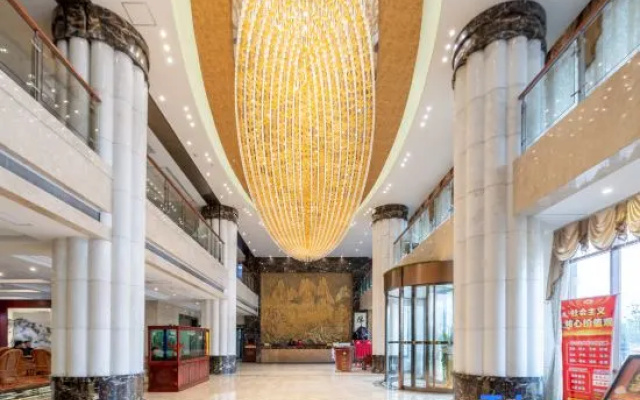 Xinlong Hotel