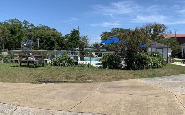 Cape Pines Motel