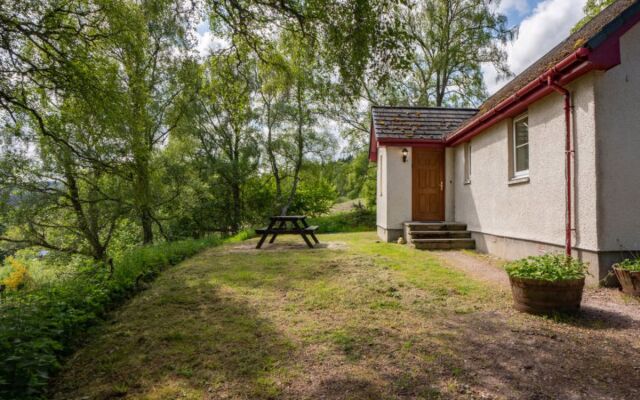 House Red Deer Drumnadrochit