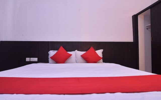 OYO 43960 Laksamana Executive & Boutique Hotel