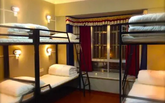 Qike Youth Hostel