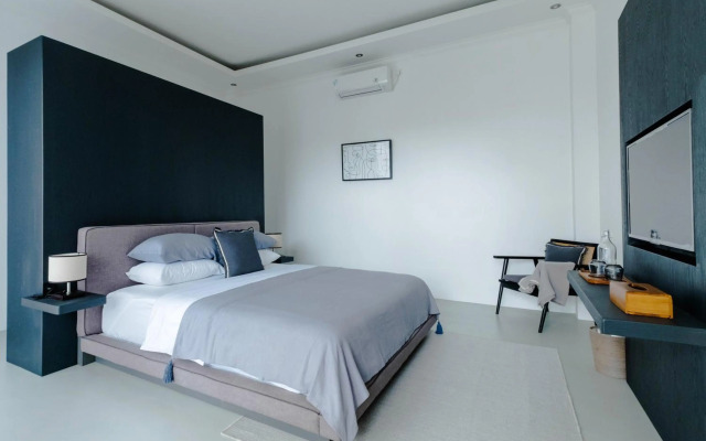 40% OFF Brand New Luxurious Villa in Seminyak