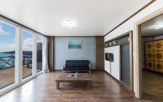 Pohang Badasarang Pension