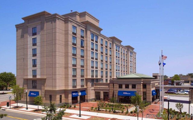 Hilton Garden Inn Virginia Beach Town Center