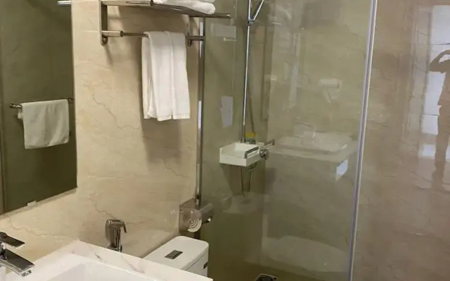 Properiti Boutique Hotel & Restaurent