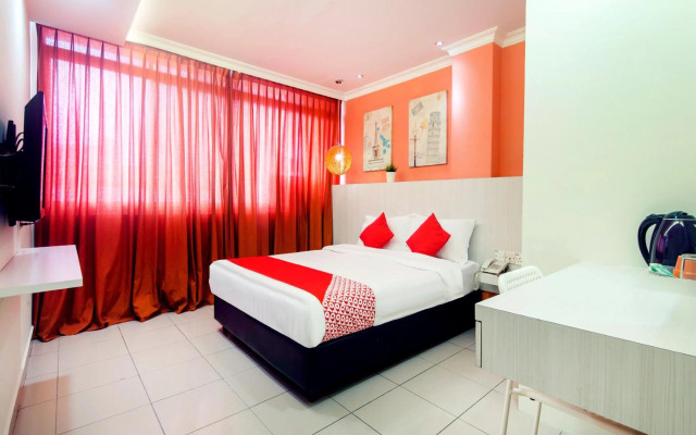 Super OYO 761 City Hotel
