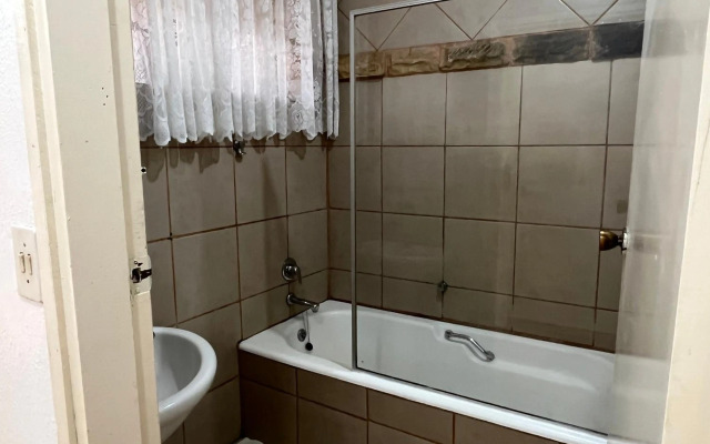 Margate, Granada 403