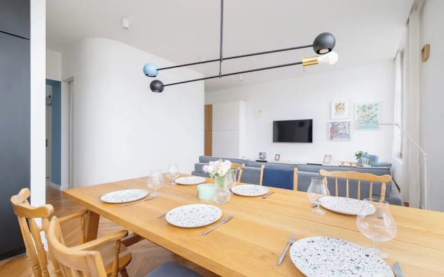 Family Apartment in Center by Renters