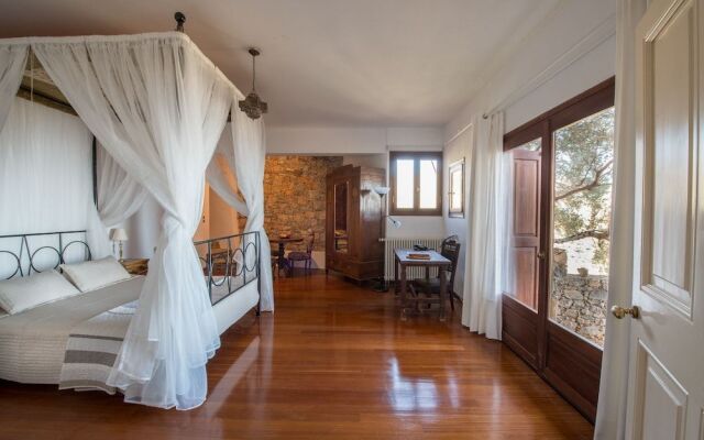 Villa Mirabello Suites