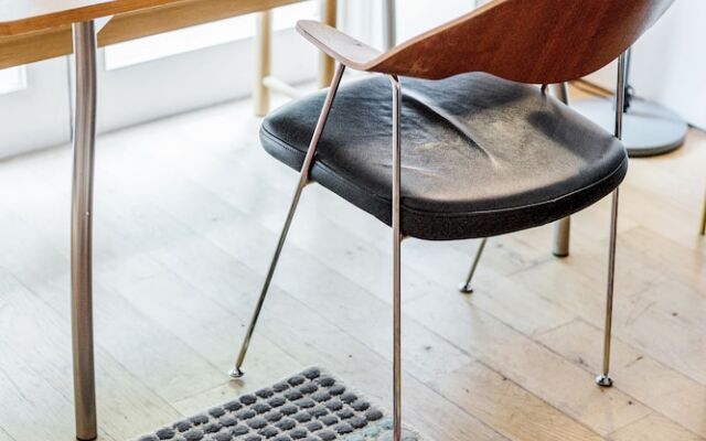 Modern Holland Park apartment