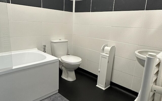 Modern 2 Bed Near Turf Moor Football Stadium