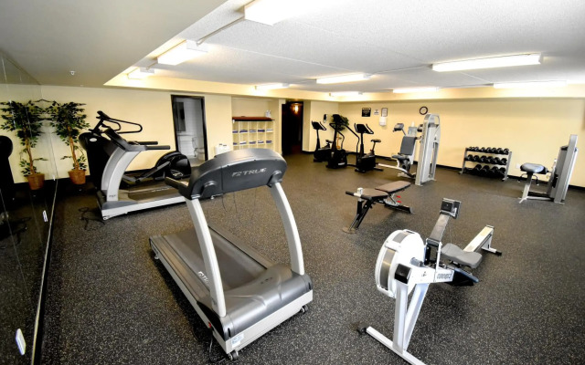 Canad Inns Destination Centre Club Regent Casino Hotel