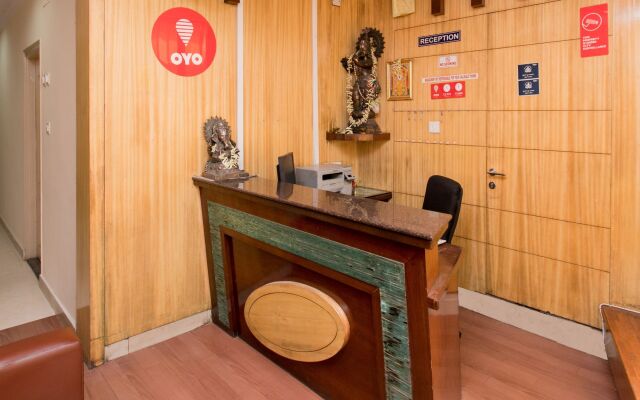 OYO 10293 Rajmahal Comforts