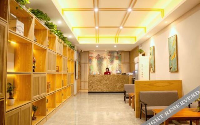 Tianyi Journey Hotel (Zhoukou Huaiyang Aquarium)