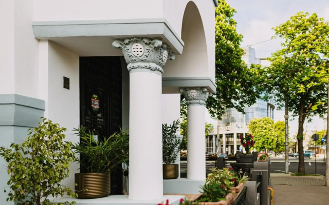 Vigo Hotel