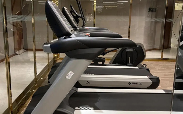 Yitel Premium (Shanghai Wujiaochang Metro Station)