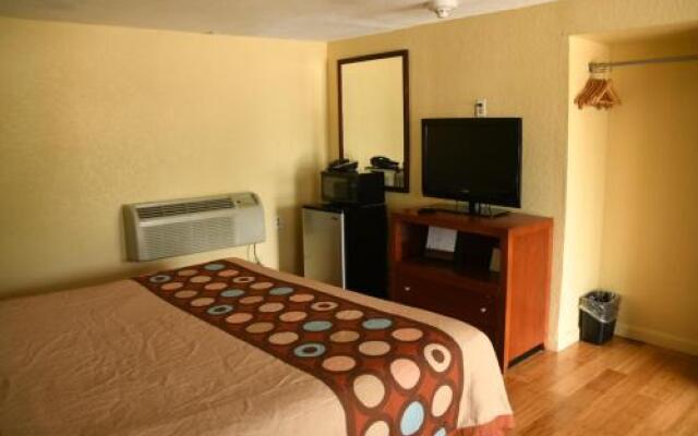 Super 8 Weymouth/boston Area