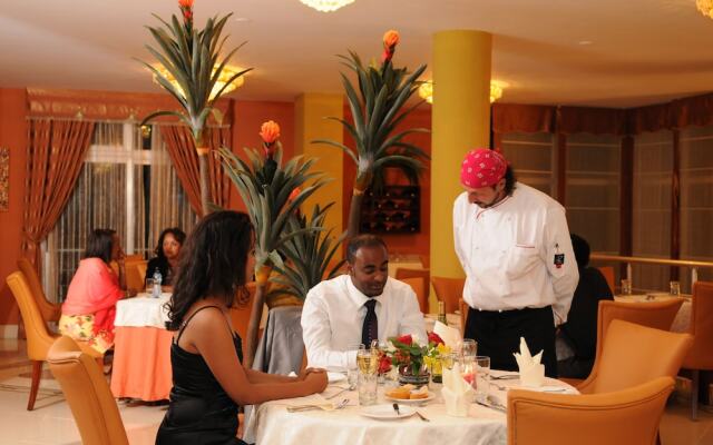 Desty  Hotel