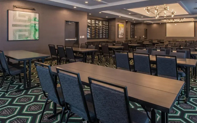 Hampton Inn & Suites Winston-Salem Downtown