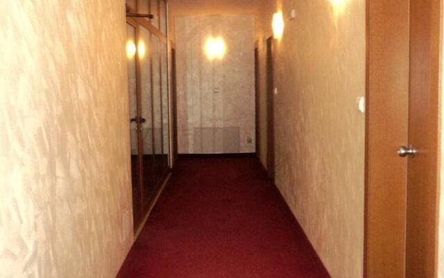 Hotel 007