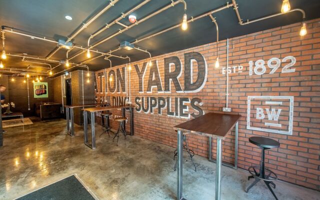 Stylish warehouse apartment in Central Cardiff