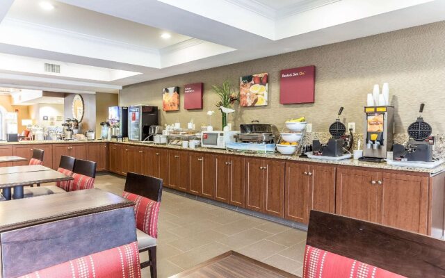 Comfort Suites Myrtle Beach Central