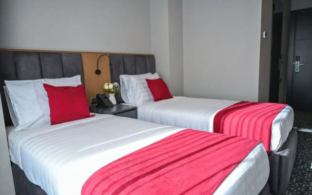 Landmark Hotel
