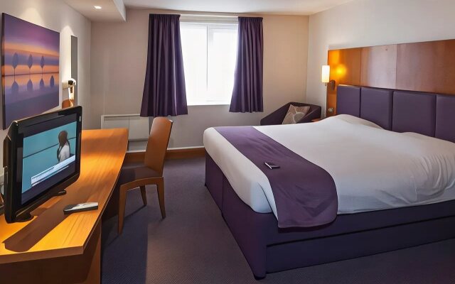 Premier Inn Gravesend (A2/Singlewell)