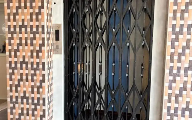 Fabhotel Royal Grand Ii