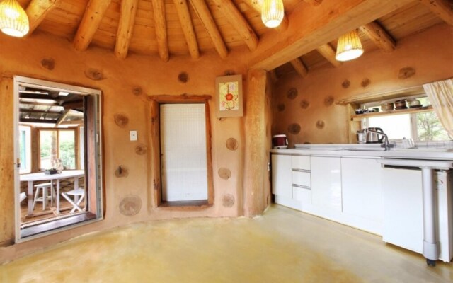 Gwanghwado Toads Clayhouse Pension