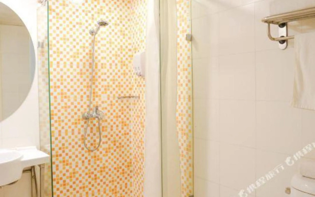 Dongxu Hotel (Xi'an Xiying Road West Dengjiapo Subway Station)