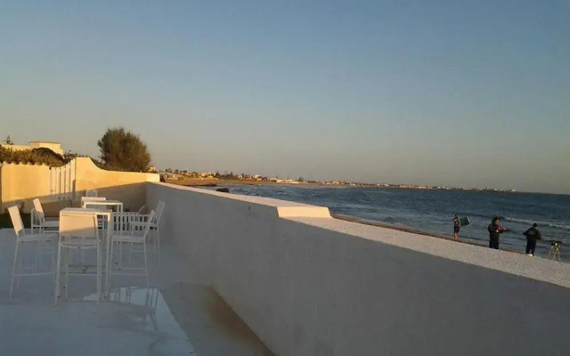 Suite Beach B&B and Club