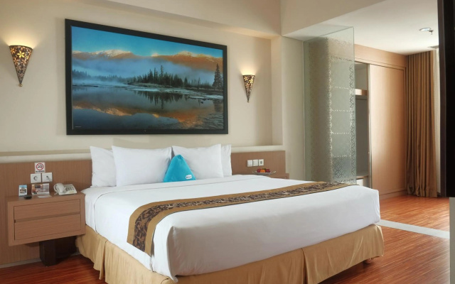 Megaland Hotel – Guest Rooms – Surakarta