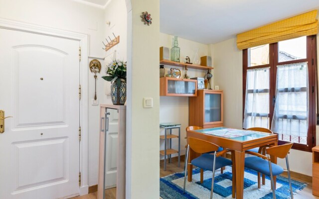 Quaint Apartment in Granda With Terrace