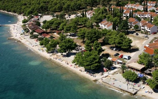 Apartment in Seget Donji With Terrace