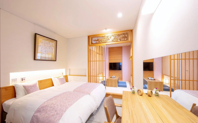 Tanakaya Kyotokarasuma