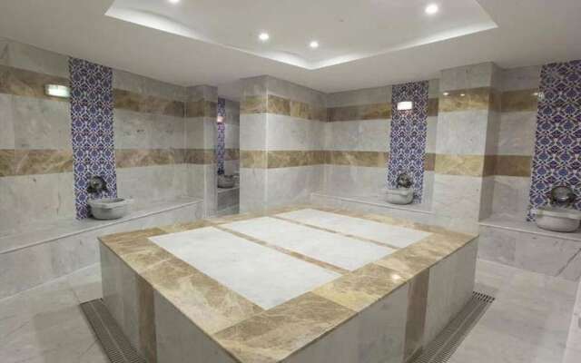 Side Win Hotel & Spa