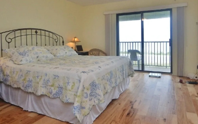 Sea Watch Villa 1790 by RedAwning