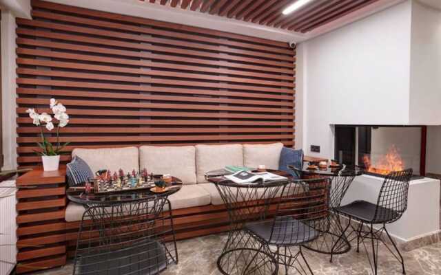 Room in Guest Room - Luxury Triple Room in Istanbul