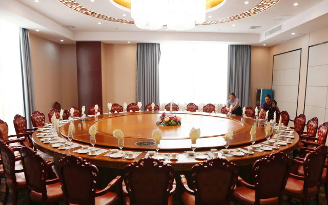 Mao'nan Minzu Hotel