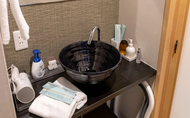 Little Hotel Kyoto Karasuma Takatsuji