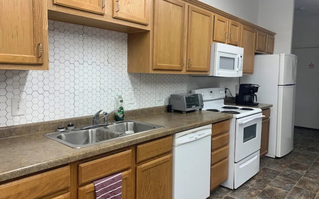 6 Plex Rental