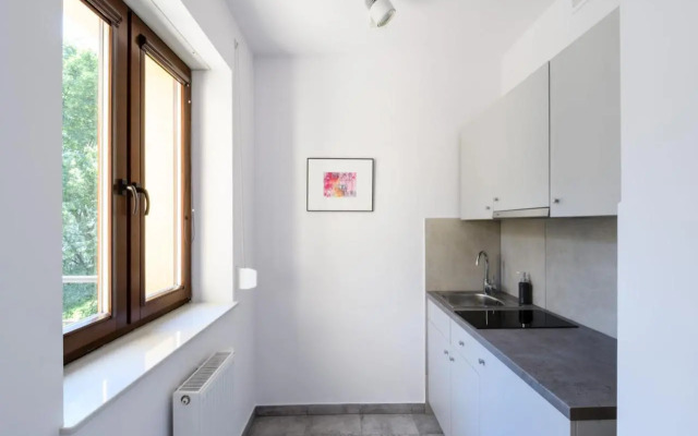 Art Apartments