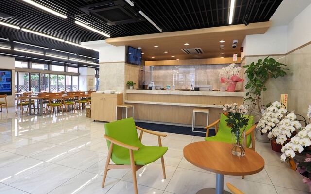 Toyoko Inn Iseshi Eki